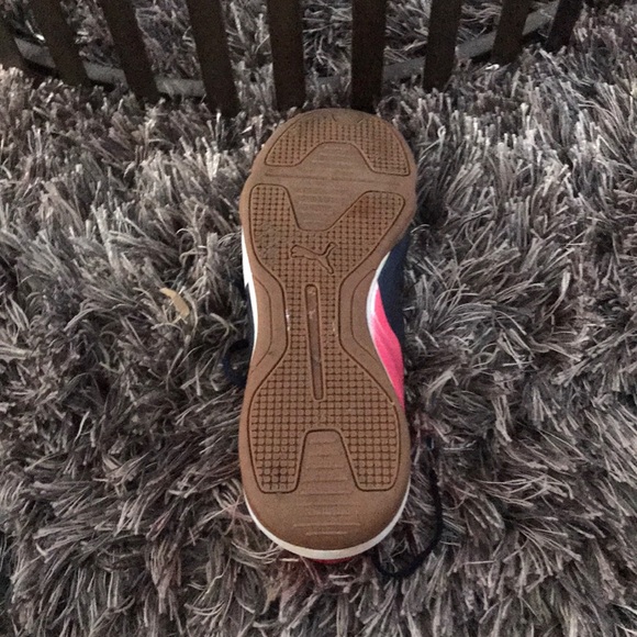Puma Evospeed Indoor Soccer Shoes/Sneakers - Picture 3 of 3